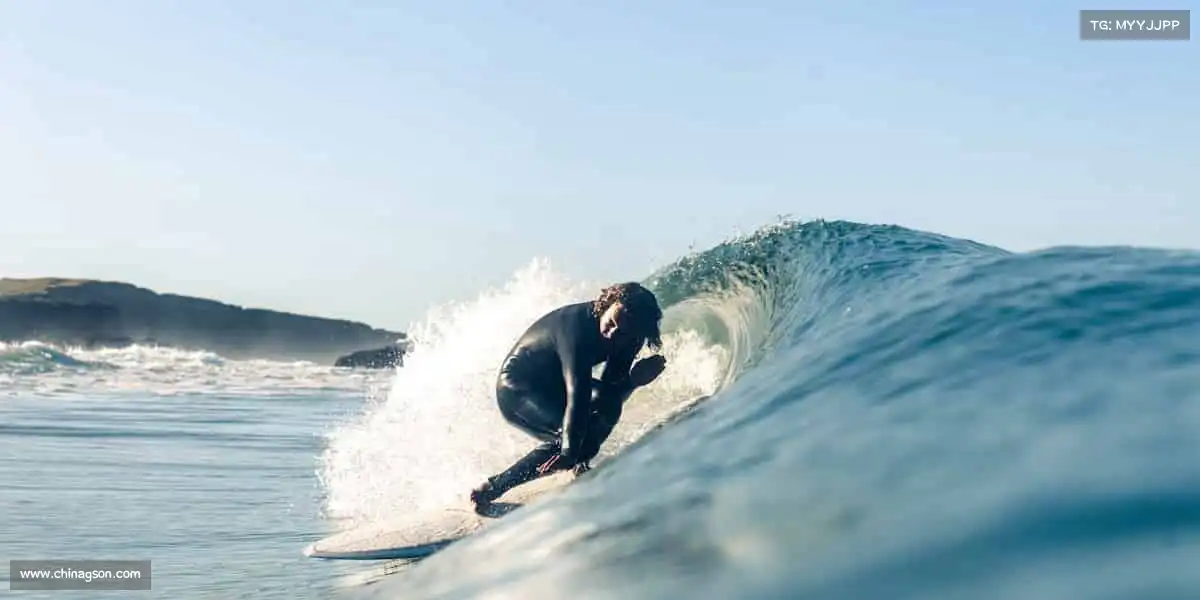 米兰官网哑铃举起的不只是重量，更是对自己的承诺！🏋️♀️💫